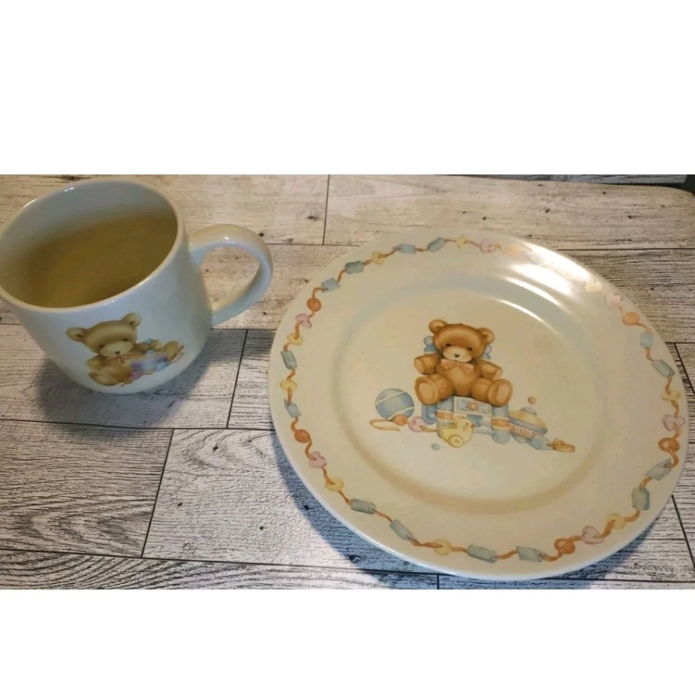Vtg Hallmark  Bear Cup And Plate Set Cream  Japan Baby